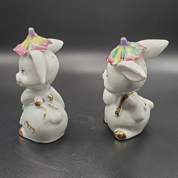 Adorable Bunny Salt and Pepper Shakers 1940's - Picture 4 of 7